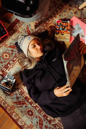 [003215221] BUZO CANGURO RELAXED - TUNDRA